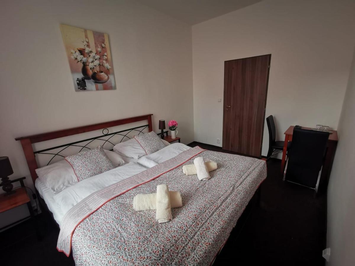 Hotel Palackeho 135 Mělník Buitenkant foto