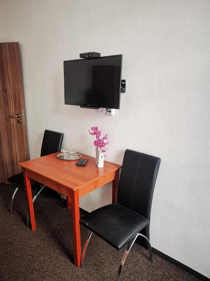 Hotel Palackeho 135 Mělník Buitenkant foto