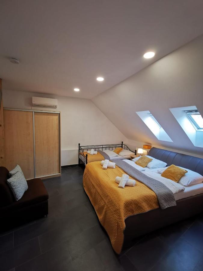Hotel Palackeho 135 Mělník Buitenkant foto